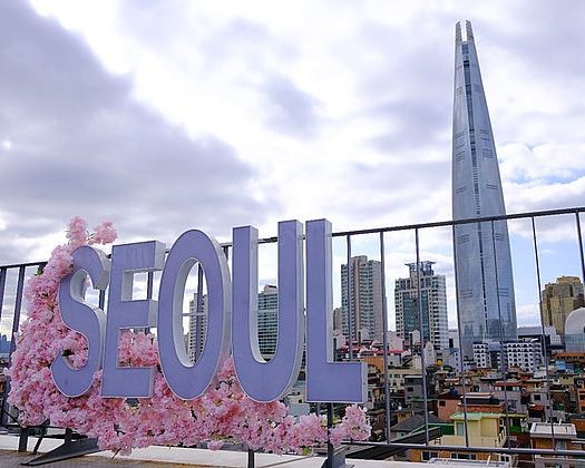 I primi contatti con Seoul
